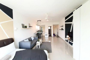 Home Comfort Homestay @ Galleria Equine Park